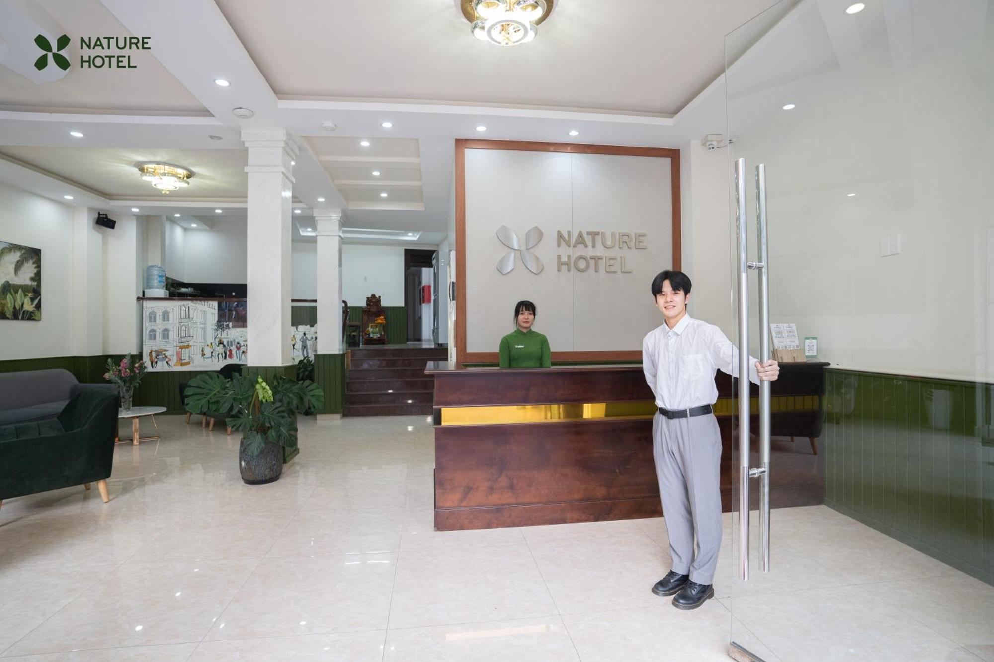 Nature Hotel - Dalat 3 Buitenkant foto
